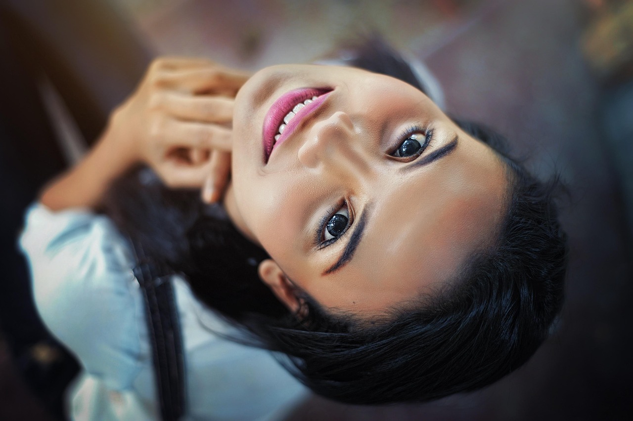 Smile Makeovers: Understanding Your Cosmetic Dentistry Options